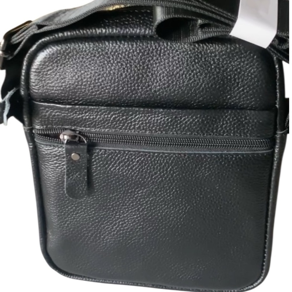 Leather Crossbody Bag Work Travel Casual Lightweight Black NWT Gorpcore - Picture 11 of 16